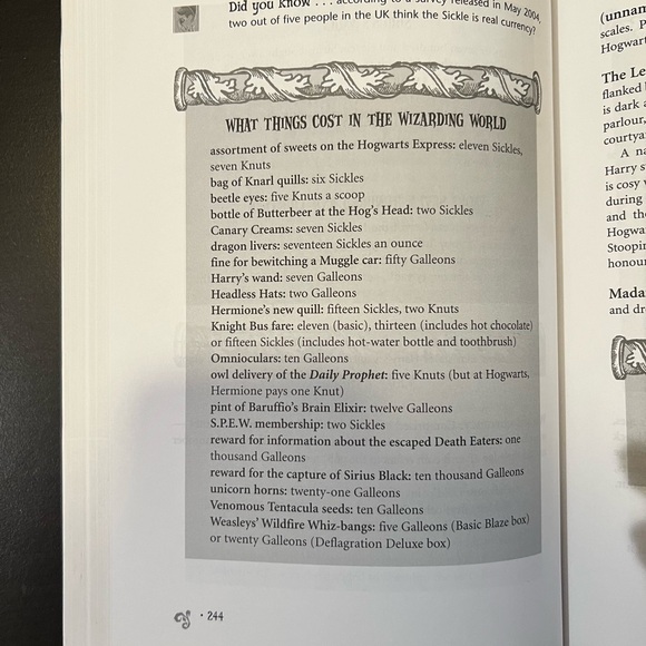 A Muggles Guide to the Wizarding World, Exploring The Harry Potter Universe book - Picture 4 of 4